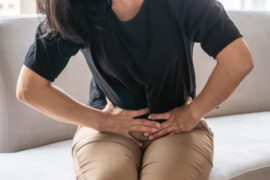 4 Χρήσιμα tips για να καταπολεμήσετε τους έντονους πόνους περιόδου!