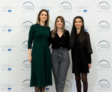 ΕΛΛΗΝΙΚΑ ΒΡΑΒΕΙΑ 2022  L’ORÉAL-UNESCO : 3 νέες Ελληνίδες ερευνήτριες τιμήθηκαν για το σημαντικό ερευνητικό τους έργο και τη συνεισφορά τους στις Θετικές Επιστήμες